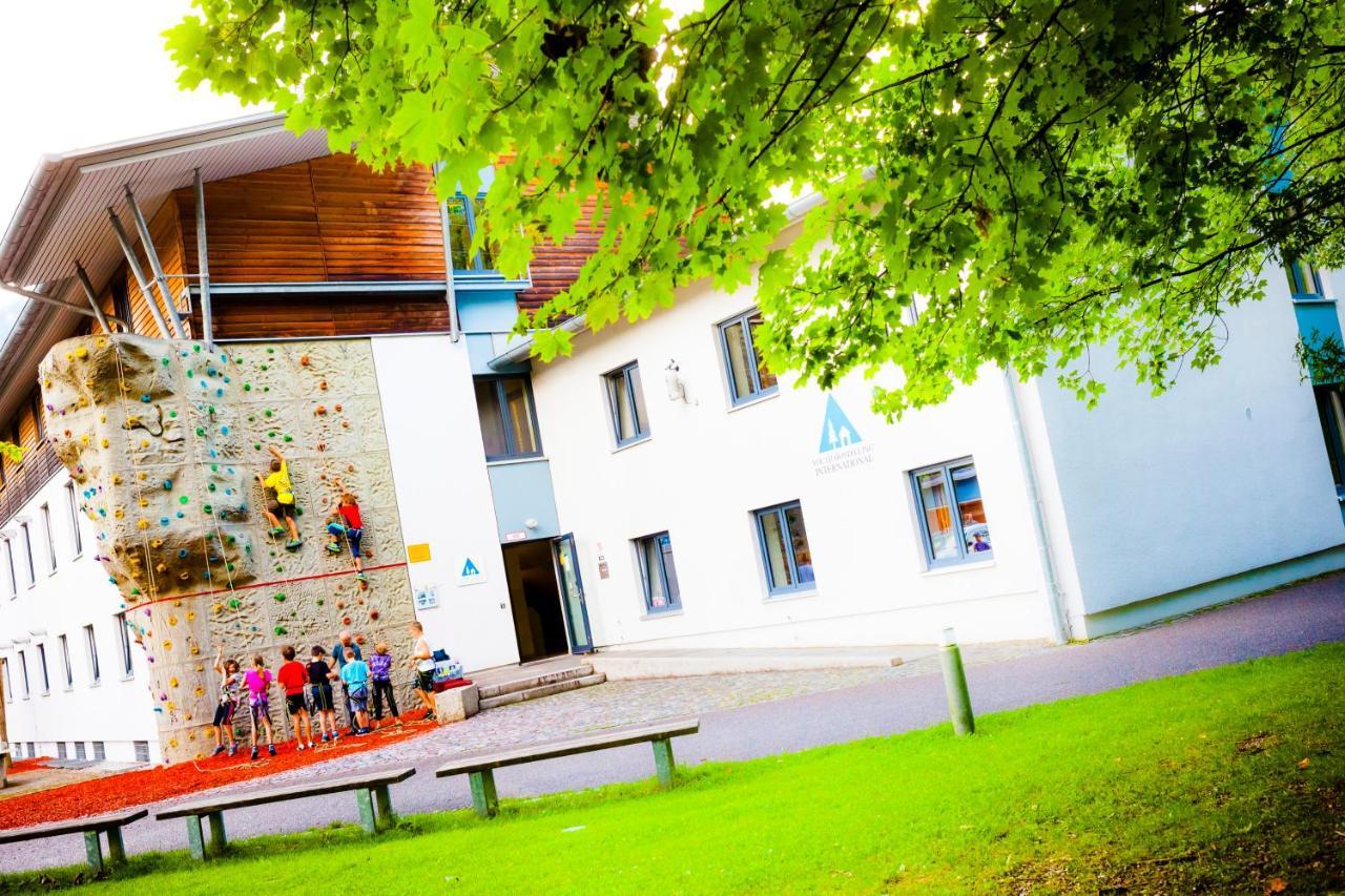 Jugendherberge Garmisch-Partenkirchen - Membership Required! Exterior photo